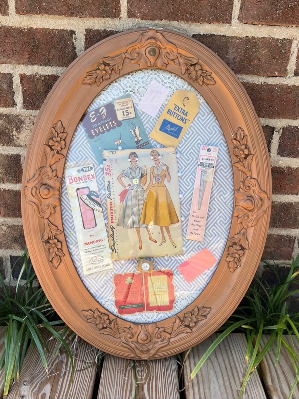 Vintage Style Beveled oval glass Wall Frame
